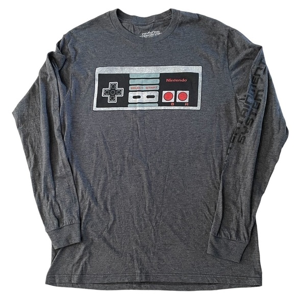 NWOT Nintendo Entertainment System Long Sleeve Shirt Size M - Picture 1 of 6